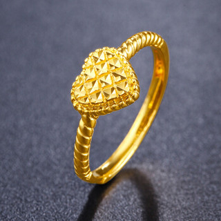 今年流行的黄金戒指女图片