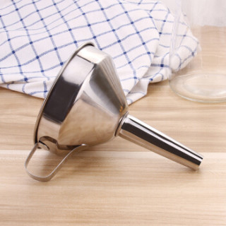 贝瑟斯 不锈钢漏斗厨房家用漏油漏酱油漏醋 可拆卸带过滤片直径10.5cm