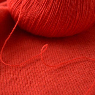 牧心 羊绒线毛线 21/3中粗线 手编机织均可 婴儿宝宝毛线 围巾线Z04 橘黄色