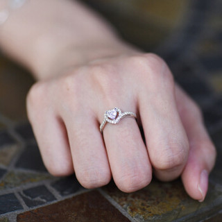 鸣钻国际 知心 白18k金钻戒女 钻石戒指结婚求婚女戒 情侣对戒女款 共约65分 F-G/SI