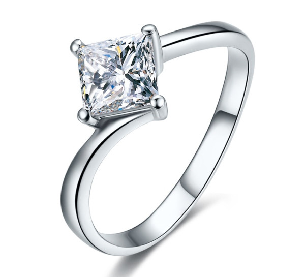 百科首页 配饰腕表 珠宝首饰 戒指 鸣钻国际 商品首页