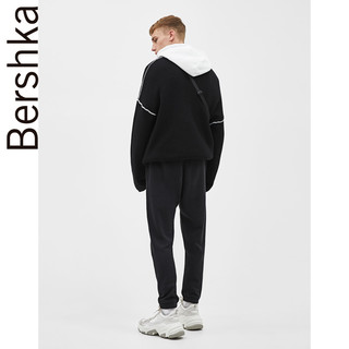 Bershka 巴适卡 00296478800 男士 运动裤 (黑色)