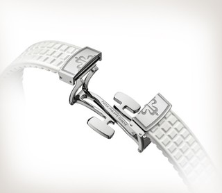 Patek Philippe 百达翡丽 AQUANAUT系列 5067A-024 白色表盘石英腕表
