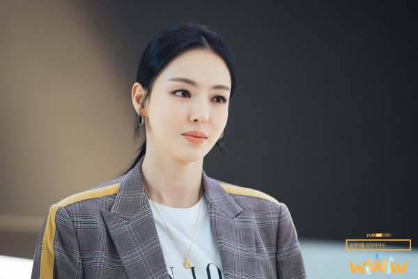 如何穿好OL风的秘诀，就在这部上半年最好的剧里