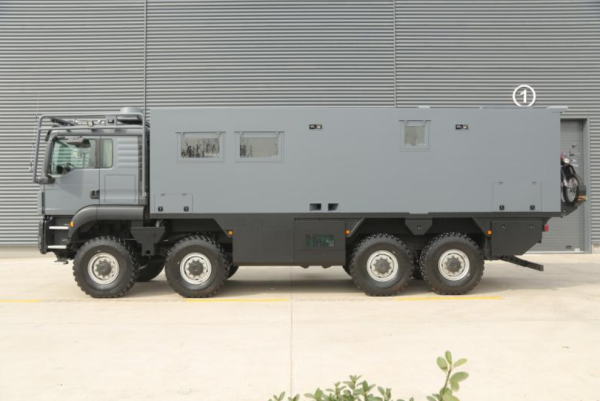 诺马迪森 领航者m越野房车——移动的别墅