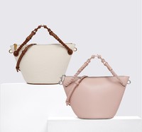 CHARLES & KEITH CK2-50780575 女士手提单肩包