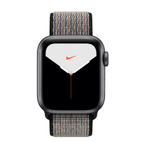 Apple 苹果 Watch Nike Series 5 智能手表 (40 mm、深空灰色铝金属表壳、心动蓝配岩浆色Nike 回环式运动表带、GPS)