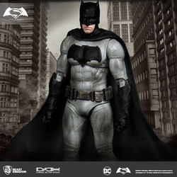 DC授权正义曙光DAH-001蝙蝠侠模型玩具可动珍藏手办模型 *2件
