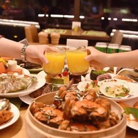 京东11.11：大闸蟹畅吃，龙虾意面、鲍鱼捞饭轮番刷！杭州龙湖皇冠假日酒店滟澜全日餐厅自助晚餐