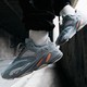 Adidas 三叶草  YEEZY BOOST 700 V2 男女经典鞋