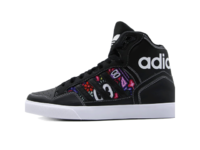 adidas 阿迪达斯 三叶草 女子运动休闲经典鞋 EE3819