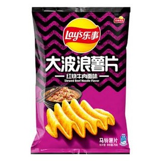 乐事（Lay’s）零食 休闲食品 大波浪薯片 红烧牛肉面味70克  百事食品 *9件