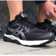  历史低价：Asics 亚瑟士 GEL-NIMBUS 21 男子缓震跑鞋　