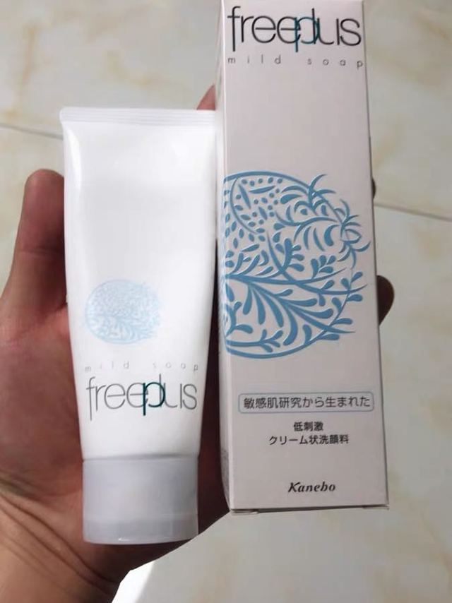 温和不刺激，洗完不会紧绷。泡沫非常丰富。