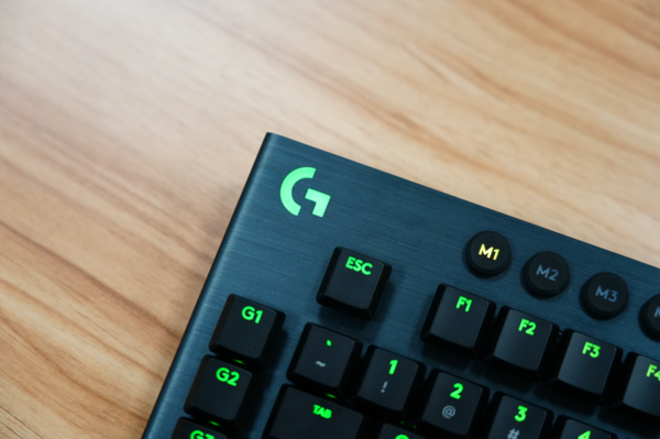 Logitech 罗技 G913 机械键盘丨一步到位好选择
