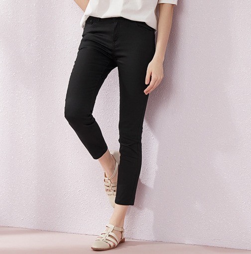 首页 服饰鞋包 女装 女裤 女士休闲裤 semir/森马女士休闲裤 文章详情