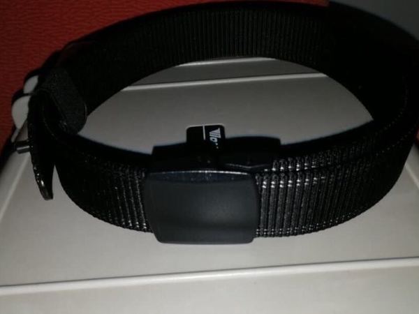 精致小巧，轻便，对于喜欢帆布腰带来说却是