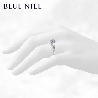 Blue Nile 渐变锯状钻石订婚戒指