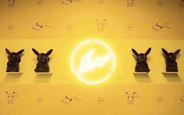 唤起你儿时记忆--暗黑皮卡丘 fragment design联名款