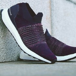 adidas 阿迪达斯UltraBOOST LACELESS女款跑步鞋