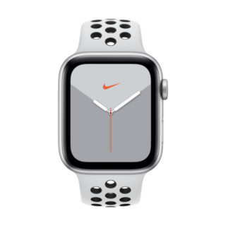 Apple Watch Series 5智能手表（Nike GPS款 40毫米 银色铝金属表壳 白金配黑色运动表带 MX3R2CH/A)