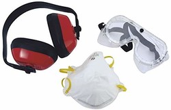 3 件套保护套件：眼镜 + 面具 + 头盔 (77501)
