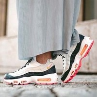 NIKE Air Max 95 Essential 女子运动鞋