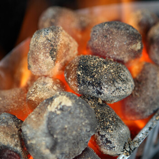 威焙（weber）进口木炭烧烤碳家用无烟机制木炭室内烤火取暖10斤耐烧环保