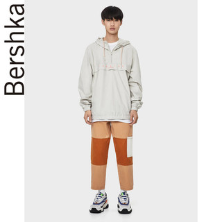 Bershka 06391644710 男士连帽休闲夹克