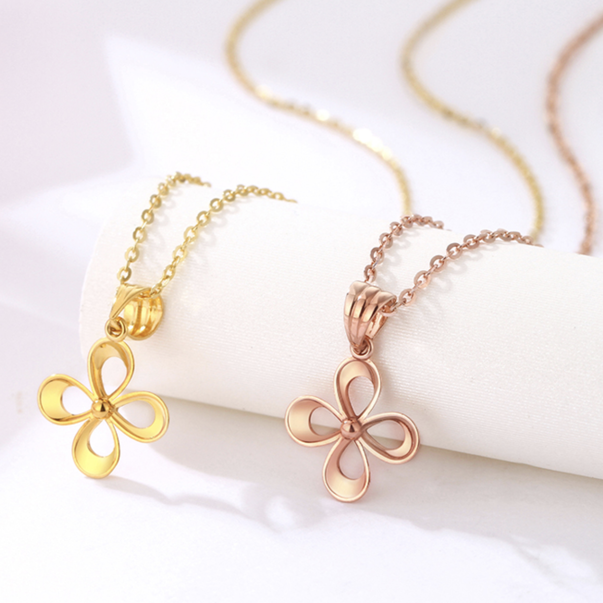 zsk珠宝四叶草18k黄金吊坠