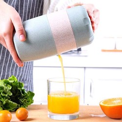 泰蜜熊柠檬榨汁杯橙汁手动榨汁机迷你橙子压榨机简易榨汁机家用水果小型食品级pp 小麦材质健康环保
