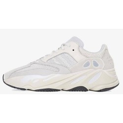 Adidas Yeezy Boots 700 Analog EG7596 跑鞋 灰白 