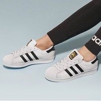 再降价：Adidas 三叶草 EG4958 男女款金标贝壳头板鞋