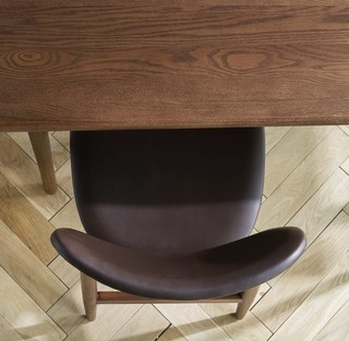 样子生活 绅士系列 摩卡橡木餐桌椅组合 1.4m餐桌+餐椅*4 胡桃色