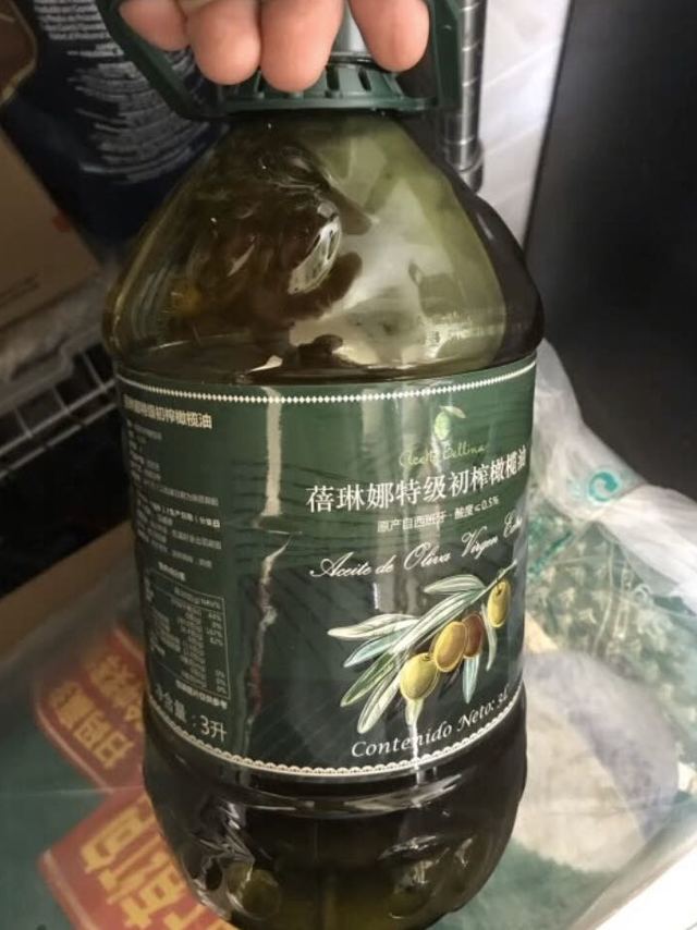 买的是3L款的，家里橄榄油一直没断过，橄
