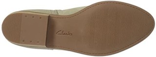 Clarks Addiy Carisa 女士踝靴