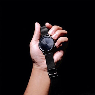 KOMONO 中性款 Winston Royale 系列 KOM-W2352 石英黑色手表