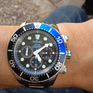 SEIKO 精工 SOLAR系列 SSC017 男士光动能手表 43mm 黑盘 银色不锈钢表带 圆形