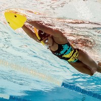 FINIS 斐尼斯 三角梭板 Alignment Kickboard 1.05.042 游泳训练配件