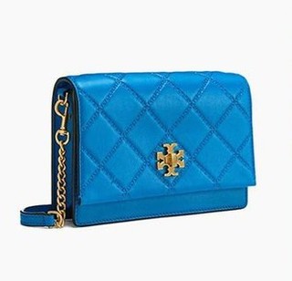 TORY BURCH 汤丽柏琦 女士皮质压花搭扣斜挎包41482-001 黑色小包