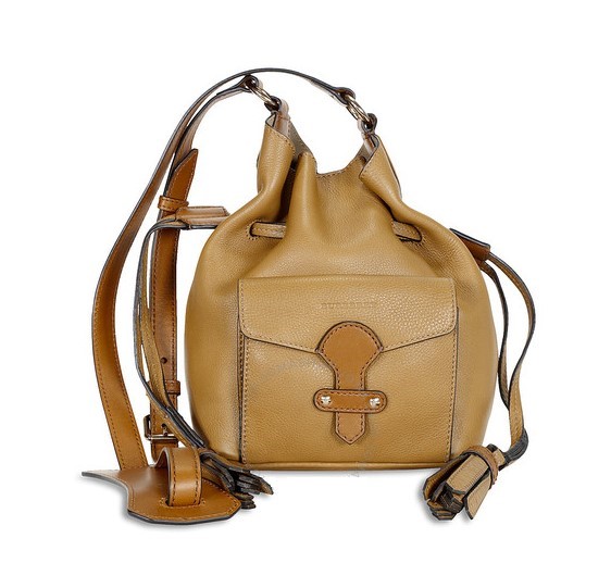 burberry博柏利leatherbucketdrawstring女款单肩水桶包