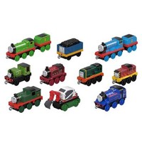 托马斯和朋友（THOMAS&FRIENDS;）男孩玩具 轨道大师系列之十辆装经典小火车礼盒 GHW14