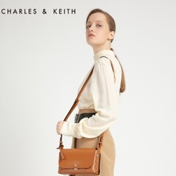 CHARLES&KEITH CK2-80781011 女士翻盖单肩包