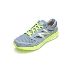 New Balance 	COLOR灰色 男运动鞋