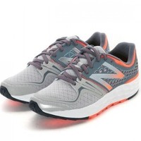 new balance Fresh Foam Vongo 女士休闲运动鞋 WVNGOSP 灰/银/红色 38