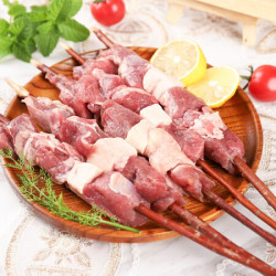省55元 青草家新疆羔羊手工后腿肉串大红柳羊肉串bbq烧烤食材烧烤食材烤串1000g 2件 什么值得买