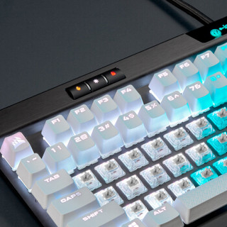 USCORSAIR 美商海盗船 K70 RGB MK.2 iG 限量版 108键 有线机械键盘 黑白 Cherry银轴 RGB