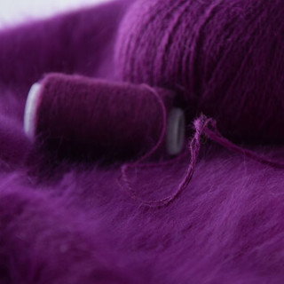 奥丝布莱特 羊绒线 长毛毛线 14/2中粗线 手编机织均可 婴儿宝宝毛线 围巾线J05 亮紫色