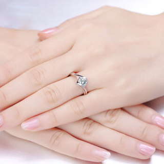 鸣钻国际 钻戒女 白18K金钻石戒指结婚求婚女戒 情侣钻石对戒女款 天使之吻zsj3 15号指圈