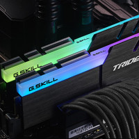 G.SKILL 芝奇 幻光戟系列 DDR4 3000频率 8GB 台式机内存